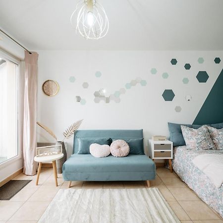 Hexa Dream Lägenhet Montévrain Exteriör bild